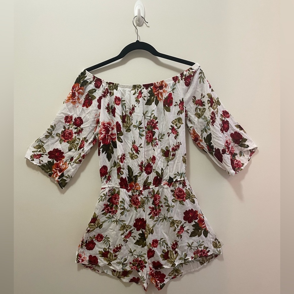 Off Shoulder Floral Romper Size S
